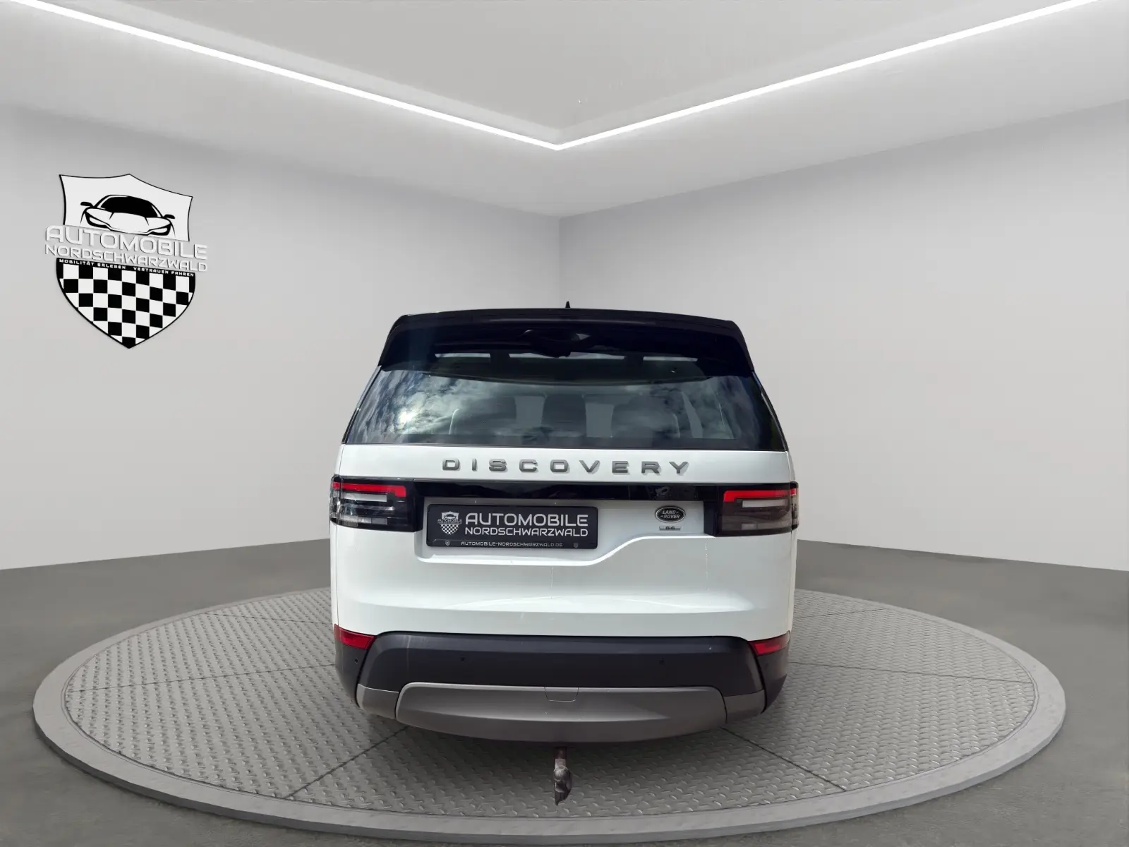 Land Rover Discovery 5 Si6 3.0 V6 SE | 340 ch | BVA | Suspension pneumatique | Cuir | Régulateur adaptatif | Sièges chauffants | Attelage