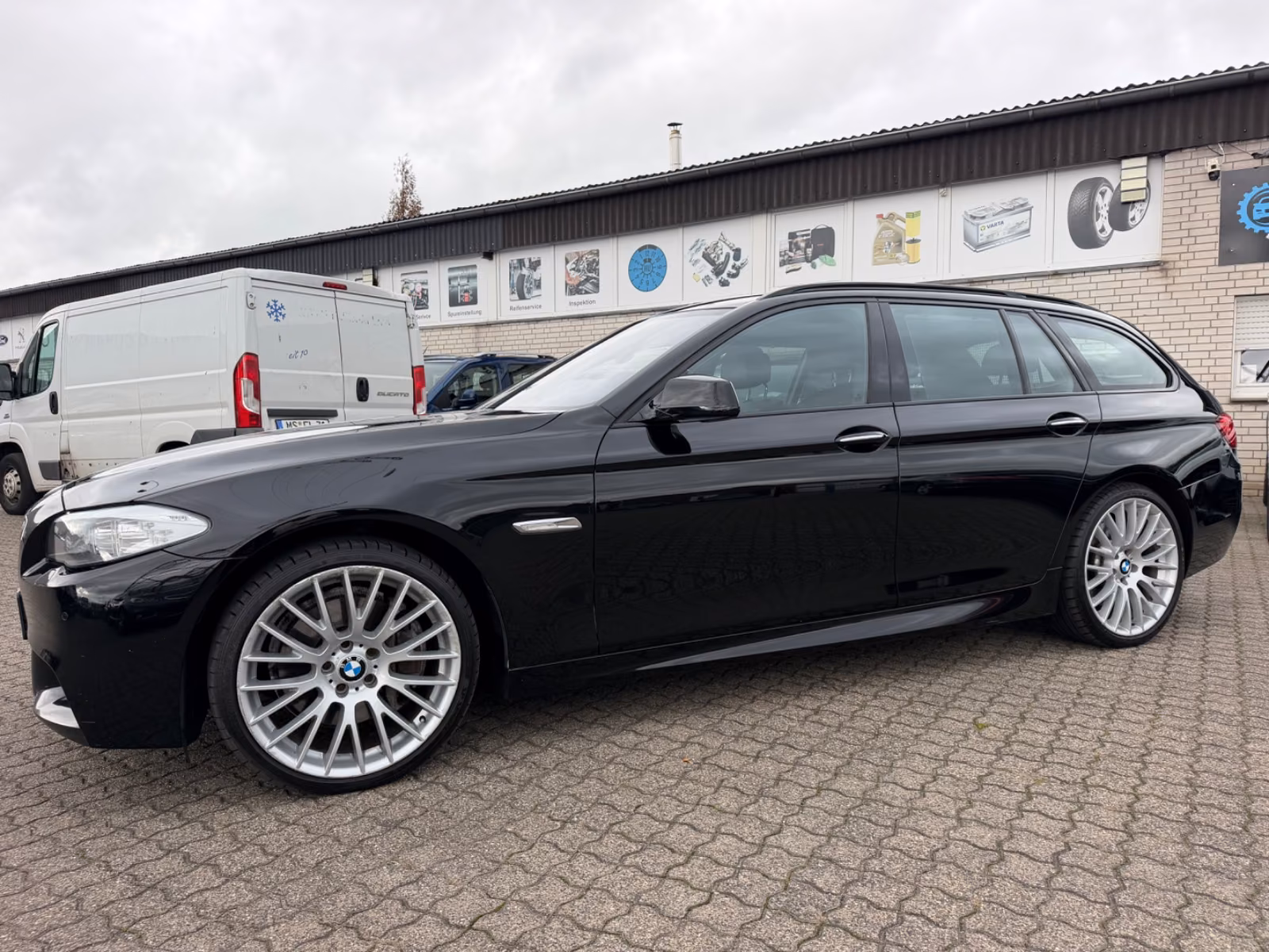 BMW 535D - TOURING - XDRIVE - 313 CV - BVA