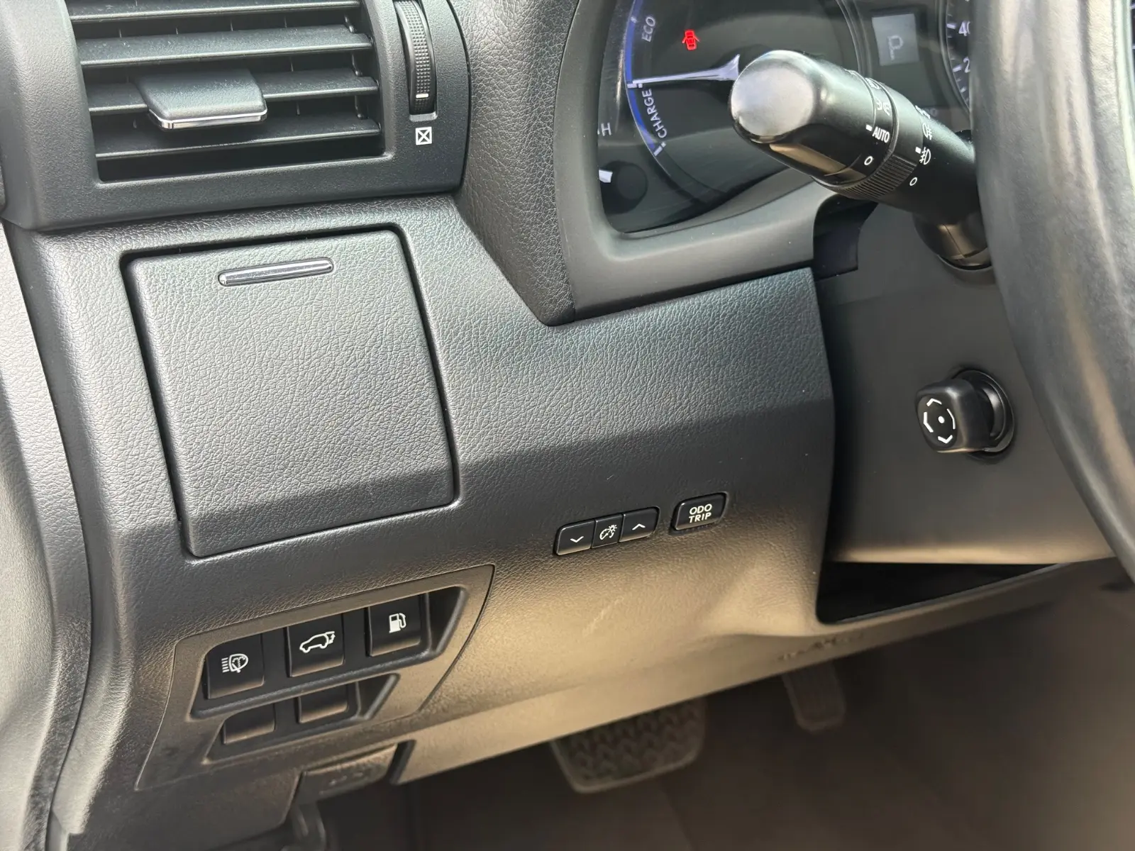 LEXUS RX 450h V6 3.5 HYBRIDE 299ch 4x4 BVA - CUIR - TOIT PANORAMIQUE - AFFICHAGE TÊTE HAUTE - CAMÉRA 360° - SIÈGES CHAUFFANTS