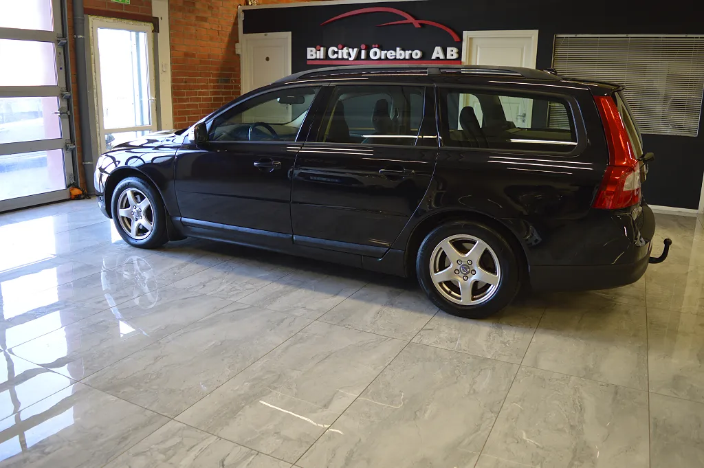 VOLVO V70 2.0 FLEXIFUEL 146CH