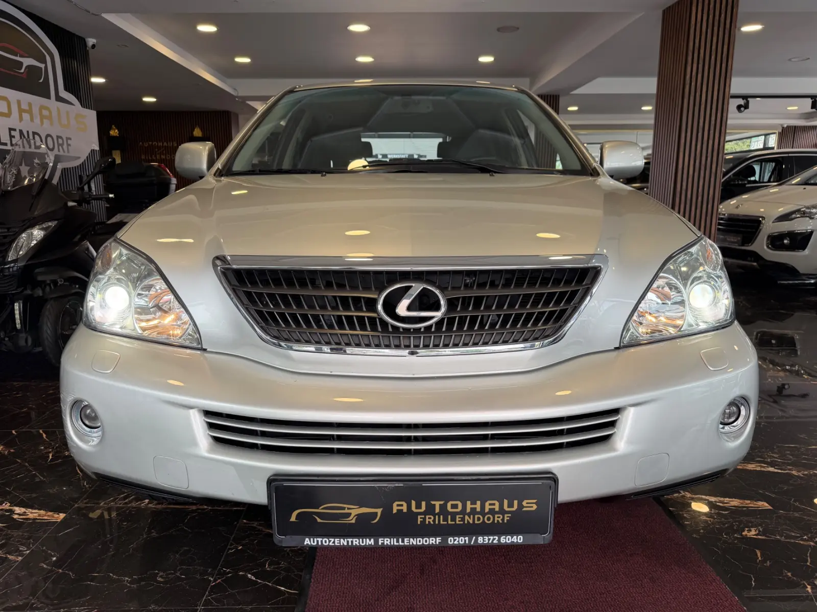 Lexus RX 400h | 272 ch | BVA | Cuir | Toit ouvrant | GPS | Xénon | Sièges chauffants à mémoire