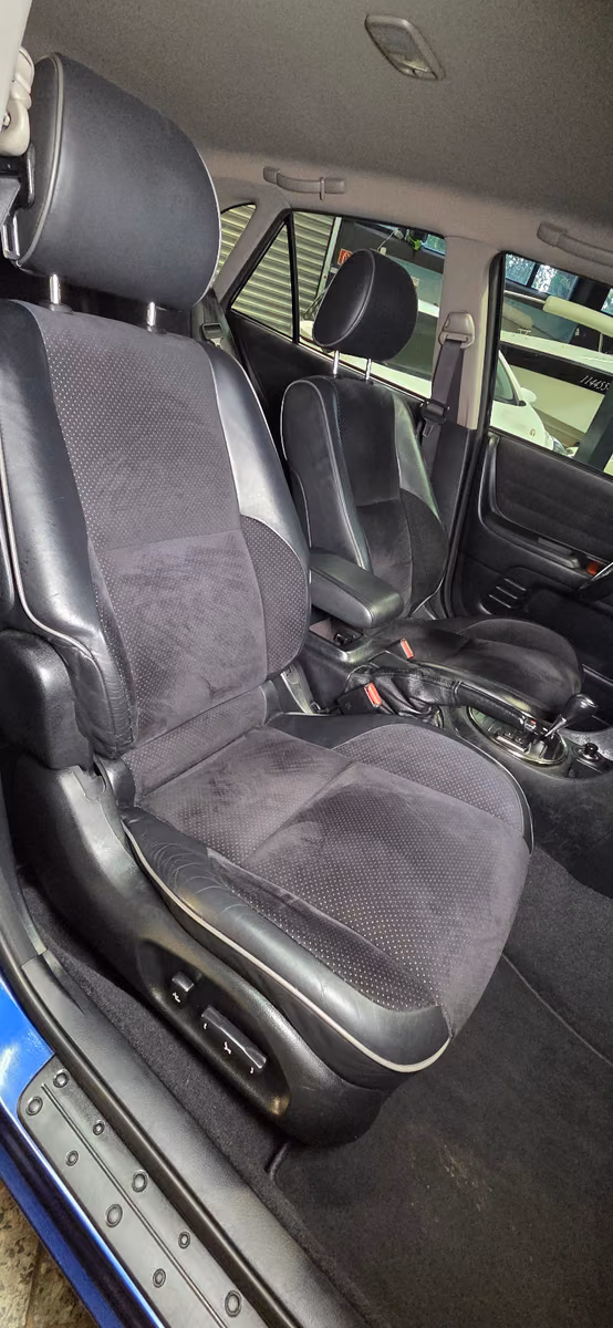 LEXUS IS 300 SPORT CROSS 3.0 V6 213ch BVA - PROPULSION - SIÈGES CHAUFFANTS - XÉNON - CLIM AUTO - PACK SPORT