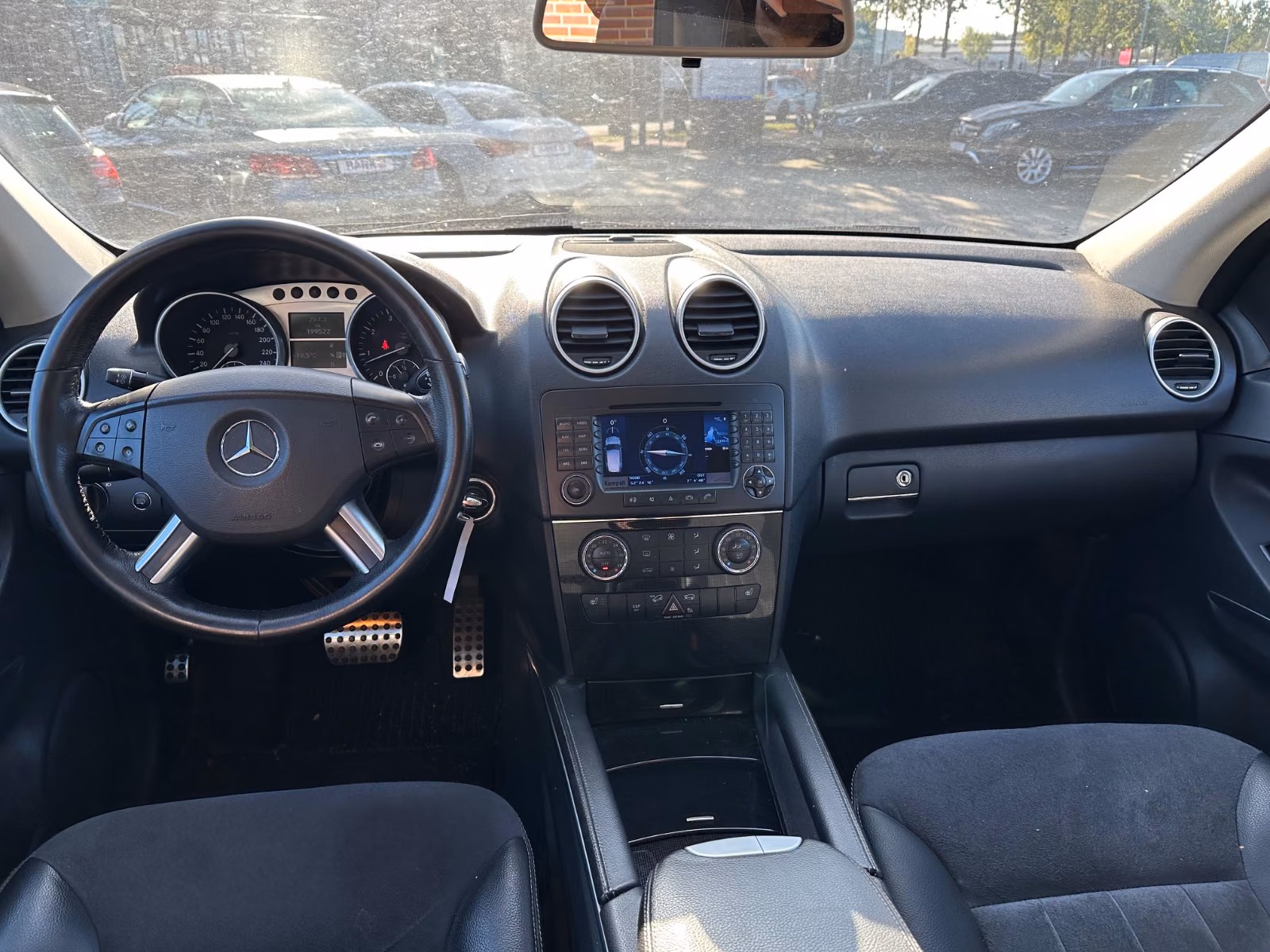 Mercedes-Benz ML 350 4Matic Pack Sport | 272 ch | BVA | Toit ouvrant | GPS | Sièges chauffants | Phares xénon