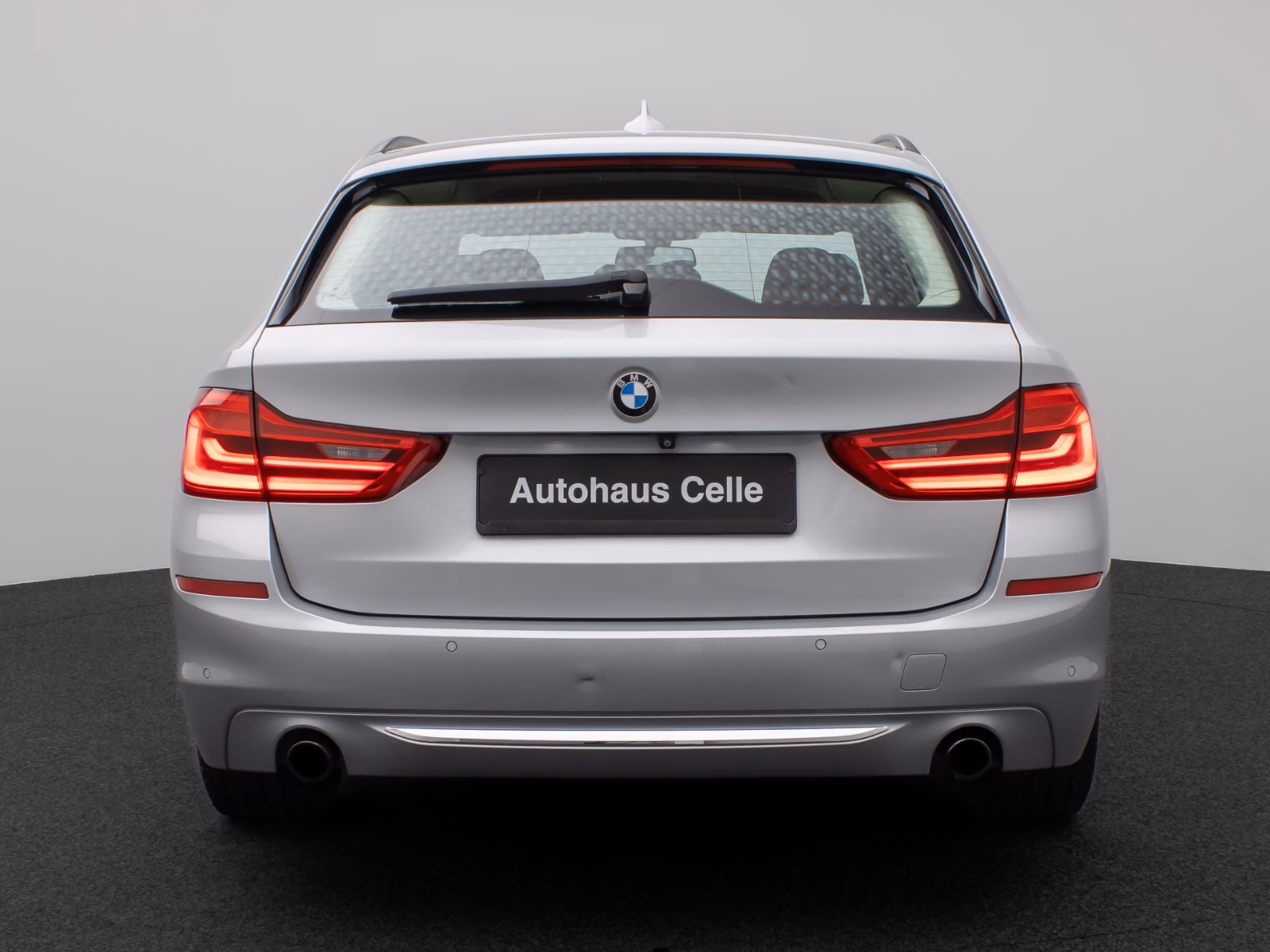 BMW 530i TOURING 252CH - LUXURY LINE -  CAMÉRA - HUD - 142.000 KMS