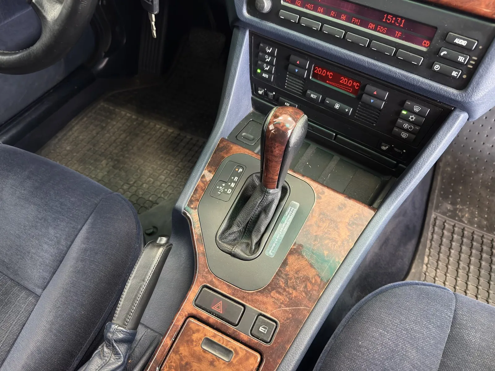 BMW 540 i TOURING 4.4 286 ch BVA - ATTELAGE - 255000 km