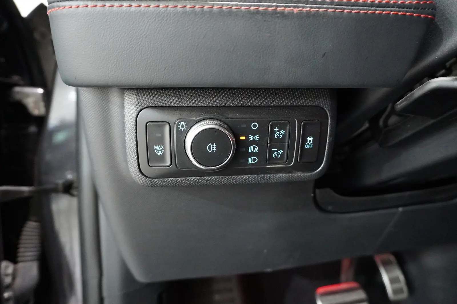 FORD MUSTANG MACH-E AWD 99KWH GPS / LED / 360° / PANORAMIQUE /  351 ch | BVA | 99KWH