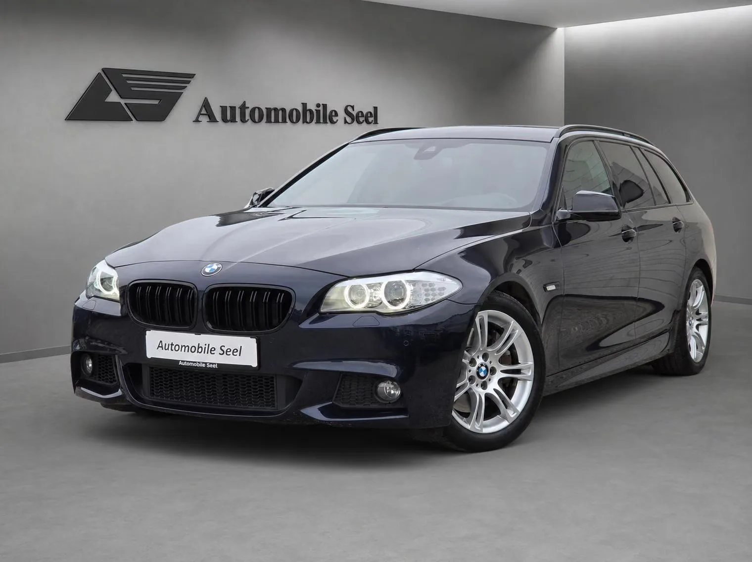 BMW 535d xDrive Touring 313 ch Pack M • Head-up • GPS Pro • Bi-Xénon • Hayon électrique