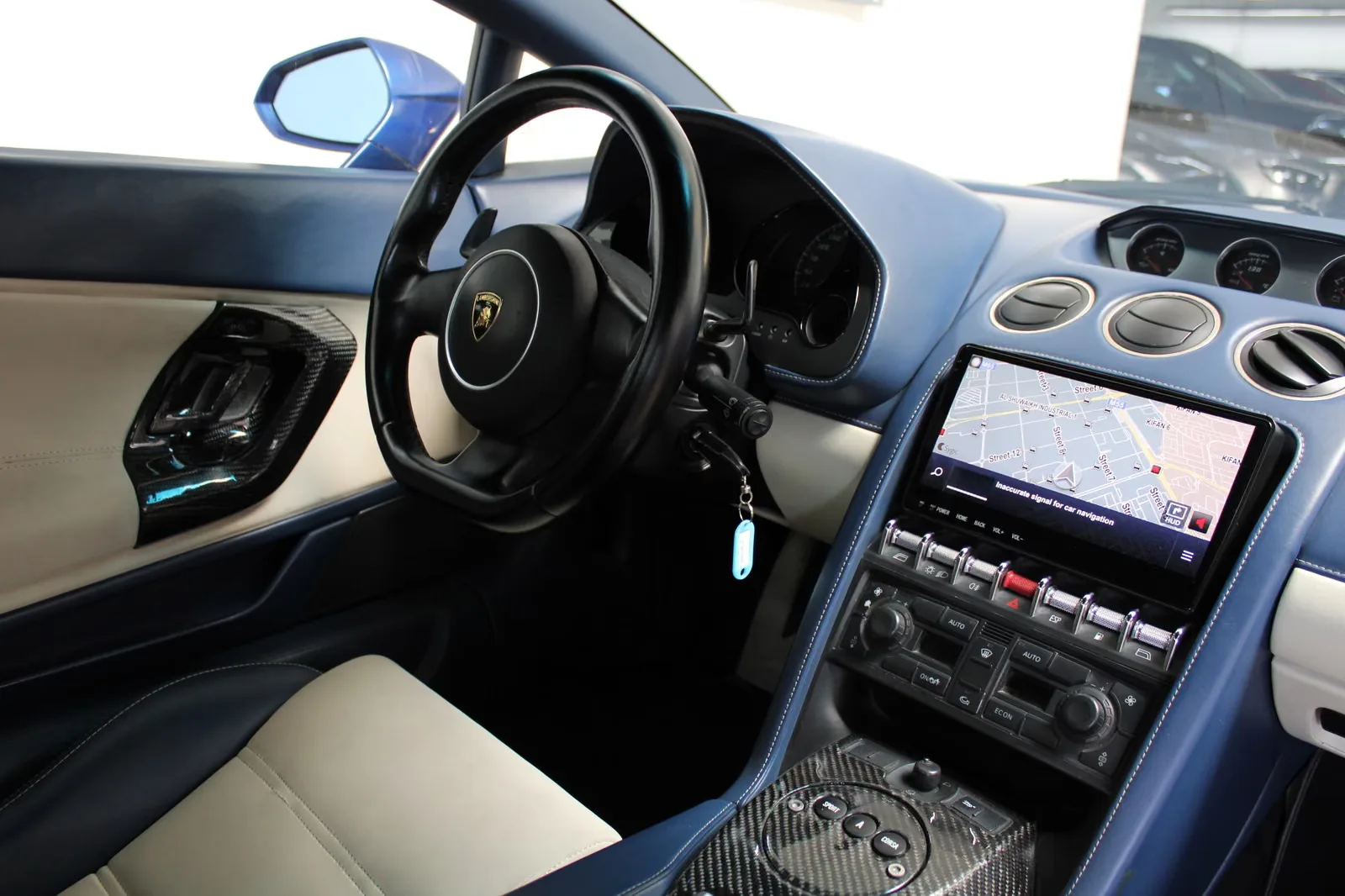 Lamborghini Gallardo LP 550-2 V10 550 ch • Phase 2 - Propulsion • E-Gear • 71 500 km • Cuir