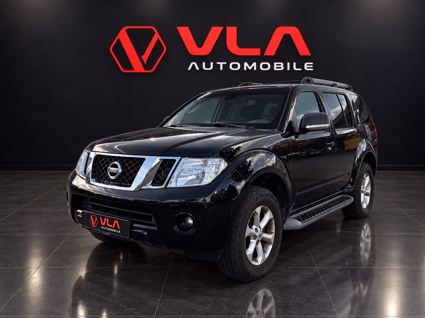 Nissan Pathfinder 2.5 dCi 190 SE | 190 ch | BVA | 7 places | Sièges chauffants | Attelage | Régulateur de vitesse