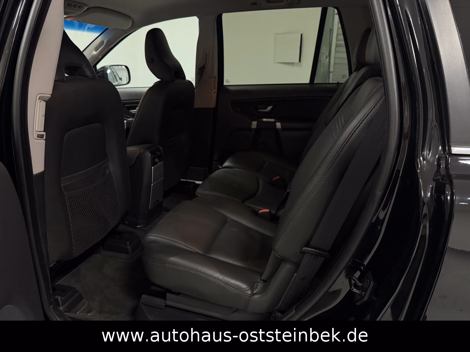 Volvo XC90 D5 AWD Summum | 200 ch | BVA | 7 places | GPS | Bi-xénon | Sièges chauffants | Sièges électriques à mémoire