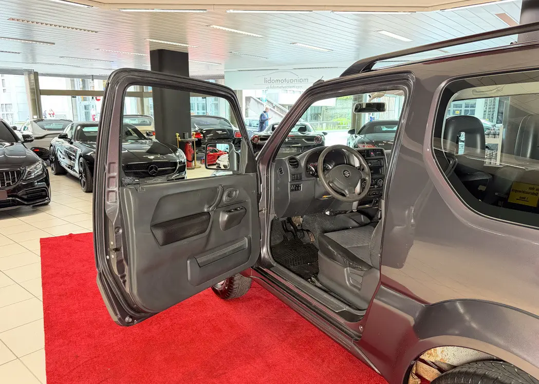 SUZUKI JIMNY 1.3 VVT 86ch 4x4 - TRANSMISSION INTÉGRALE - ATTELAGE - CARNET D'ENTRETIEN - 2e MAIN