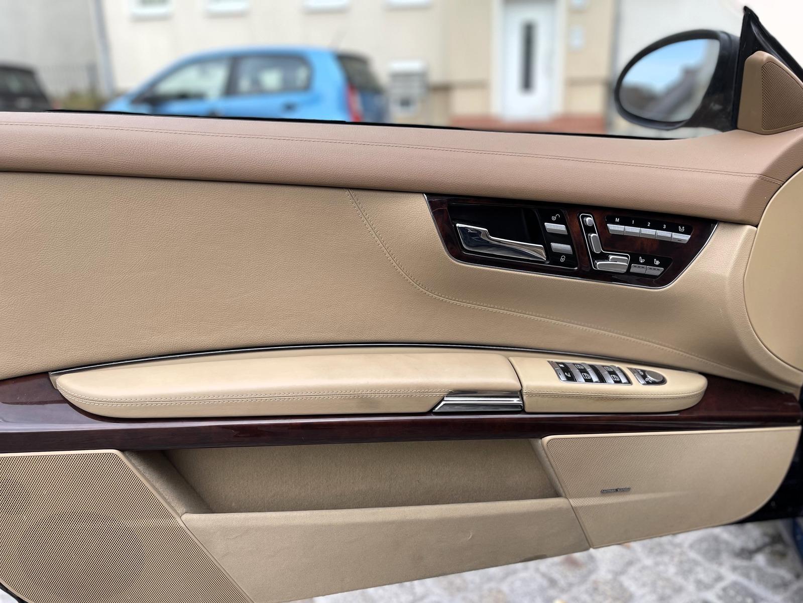 MERCEDES-BENZ CL - 63 AMG - 525 CV - BVA - TOIT OUVRANT