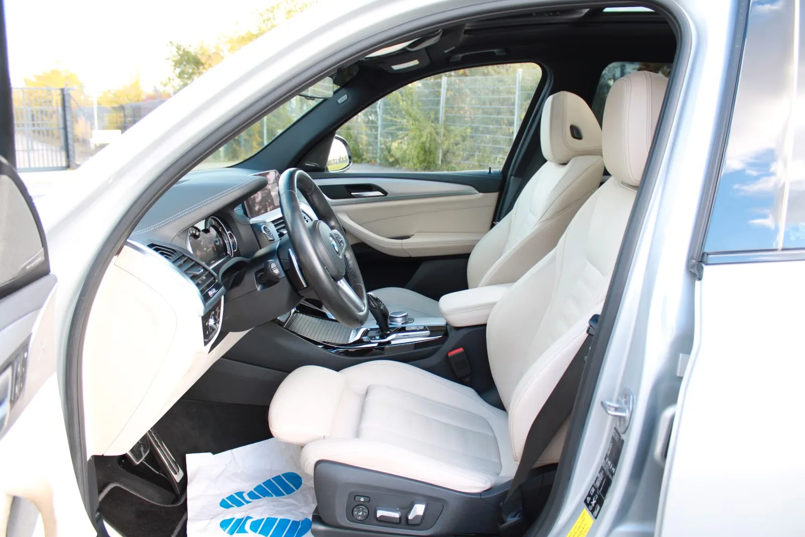 BMW X3 M40d | 326 ch | BVA | Toit panoramique | Cuir beige | Affichage tête haute | Caméra | Attelage