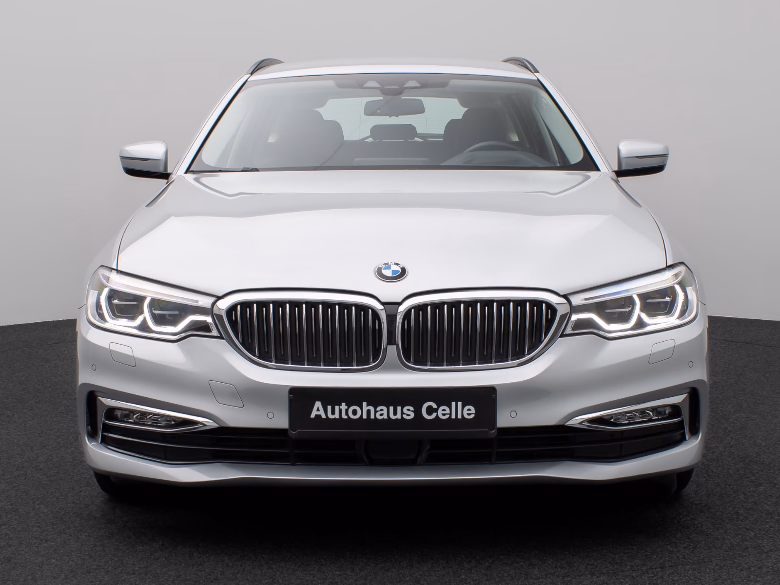 BMW 530i TOURING 252CH - LUXURY LINE -  CAMÉRA - HUD - 142.000 KMS