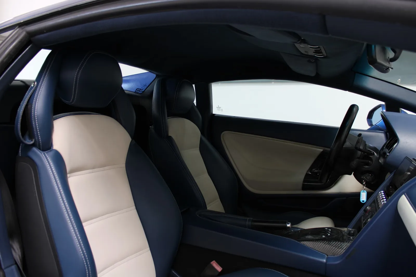 Lamborghini Gallardo LP 550-2 V10 550 ch • Phase 2 - Propulsion • E-Gear • 71 500 km • Cuir