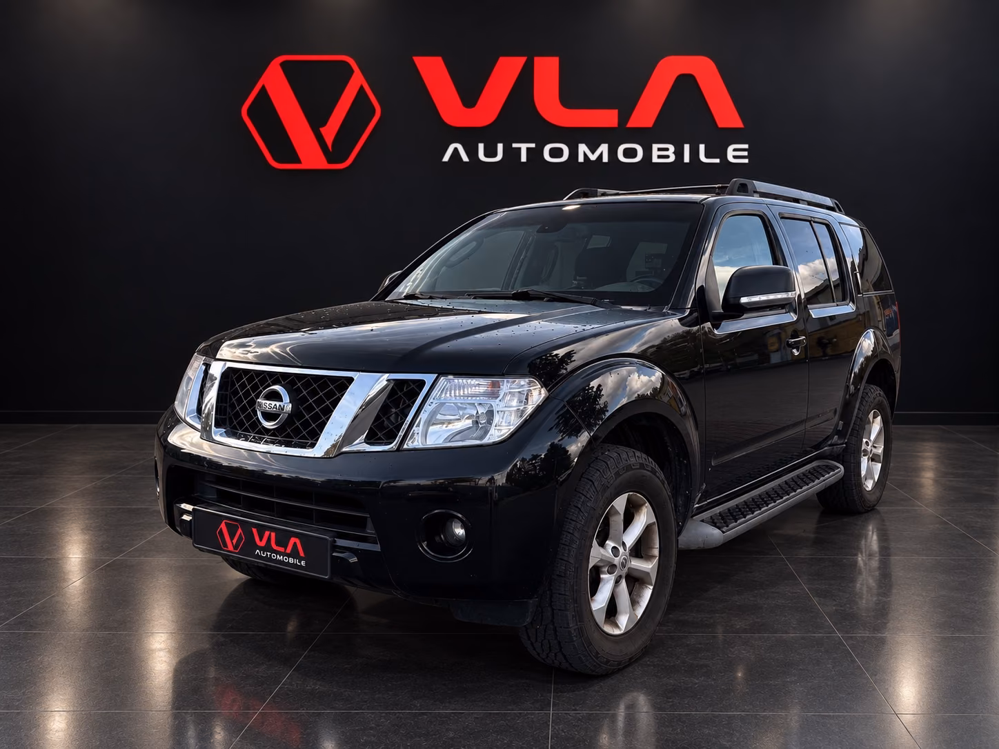 Nissan Pathfinder 2.5 dCi 190 SE | 190 ch | BVA | 7 places | Sièges chauffants | Attelage | Régulateur de vitesse