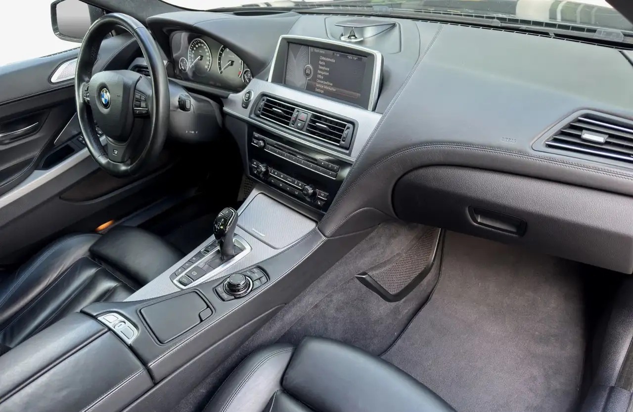 BMW 650i xDrive Gran Coupé V8 450 ch • 69 000 km • Bang & Olufsen • Head-up • Toit ouvrant • Soft Close