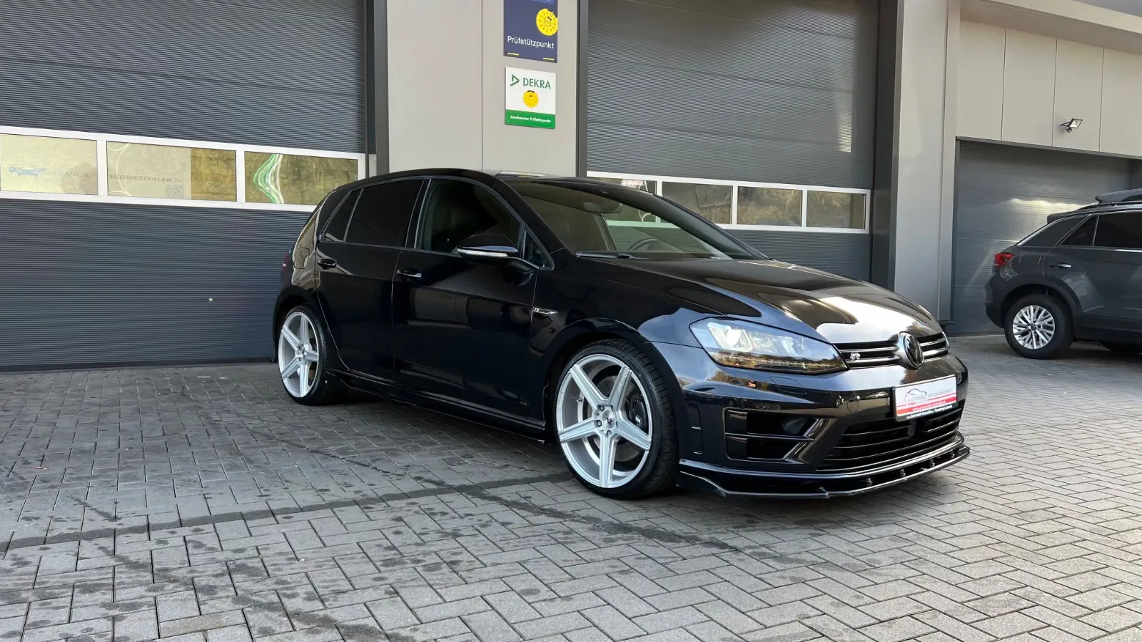 VOLKSWAGEN GOLF VII - R 4MOTION - 300 CV - BVM - HISTORIQUE COMPLET