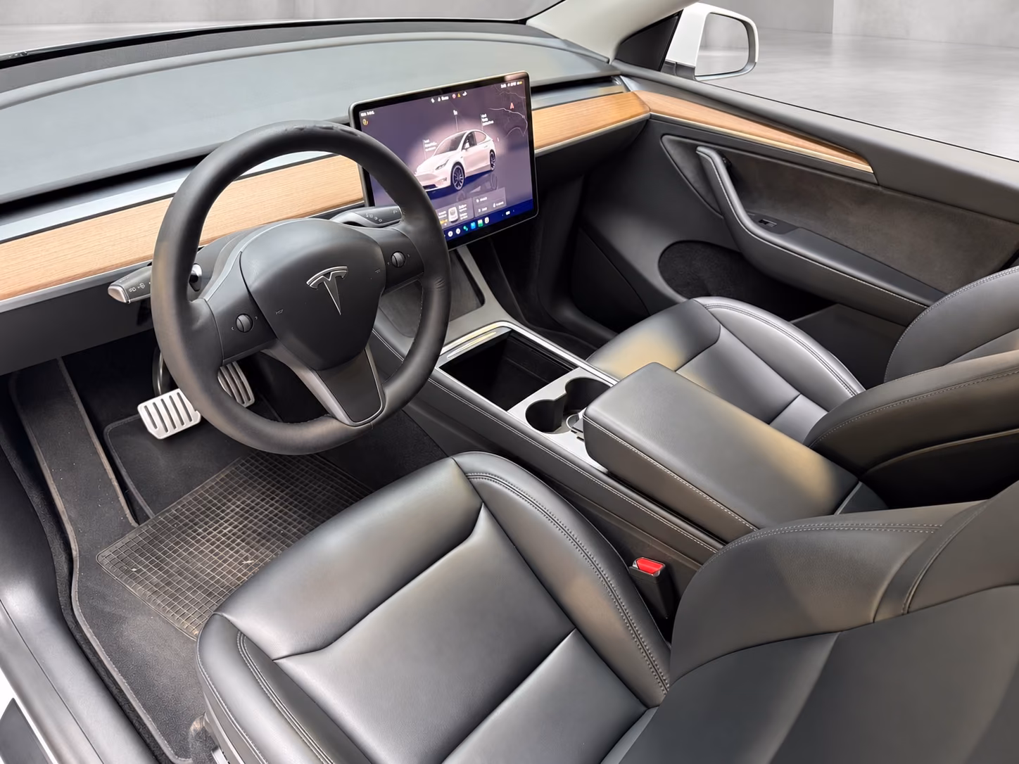 Tesla Model Y Performance 480ch - Soh 94 % - TVA récupérabe - Ryzen - Volant chauffant