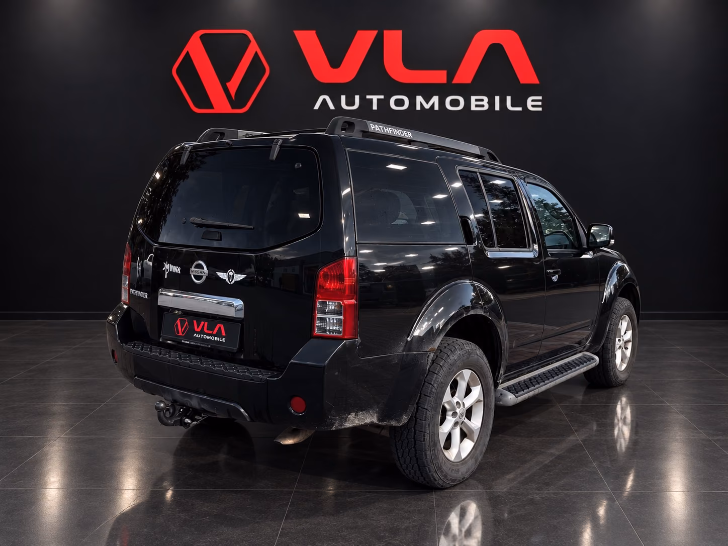 Nissan Pathfinder 2.5 dCi 190 SE | 190 ch | BVA | 7 places | Sièges chauffants | Attelage | Régulateur de vitesse