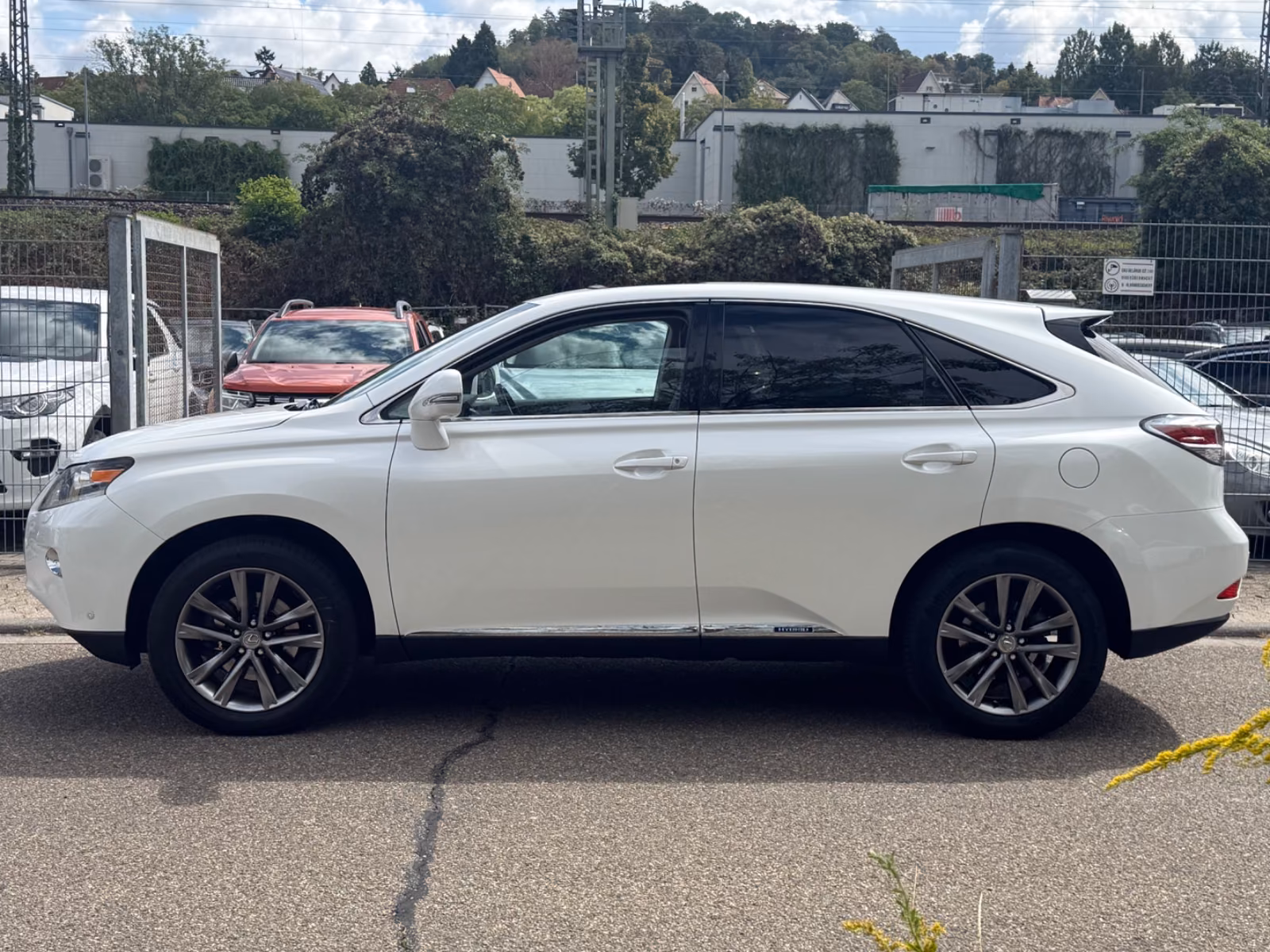 LEXUS RX 450h V6 3.5 HYBRIDE 299ch 4x4 BVA - CUIR - TOIT PANORAMIQUE - AFFICHAGE TÊTE HAUTE - CAMÉRA 360° - SIÈGES CHAUFFANTS