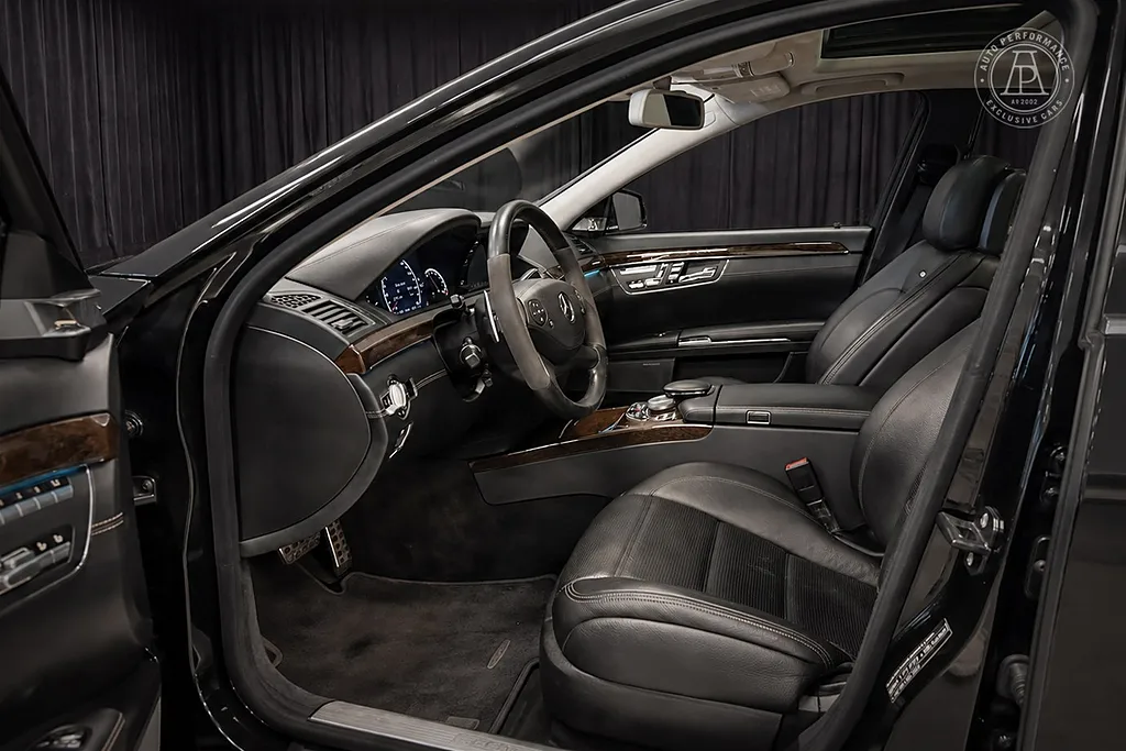 MERCEDES-BENZ CLASSE S 63 AMG L V8 BITURBO 544ch - CUIR - SIÈGES VENTILÉS - TOIT PANORAMIQUE - BANG & OLUFSEN