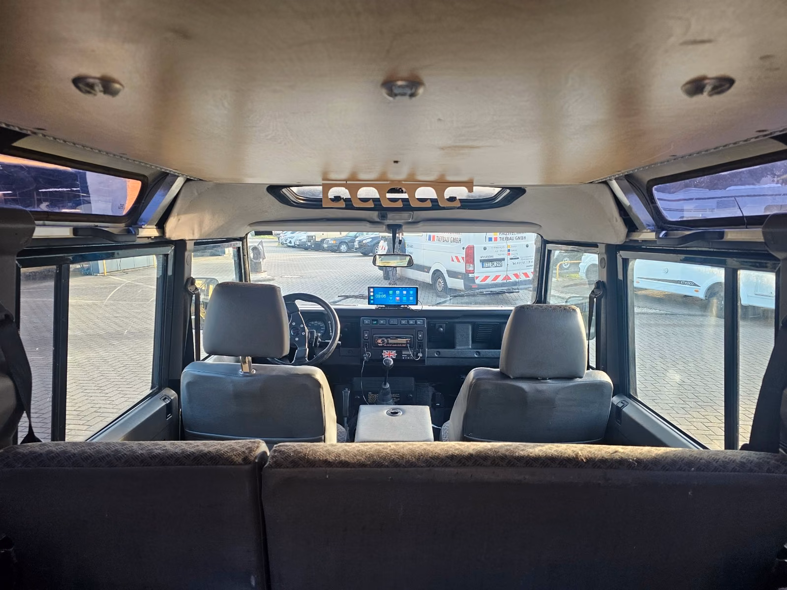LAND ROVER DEFENDER 110 TD5 STATION WAGON