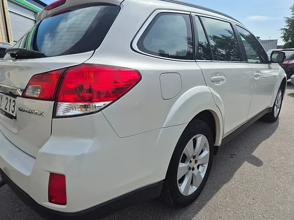 SUBARU OUTBACK