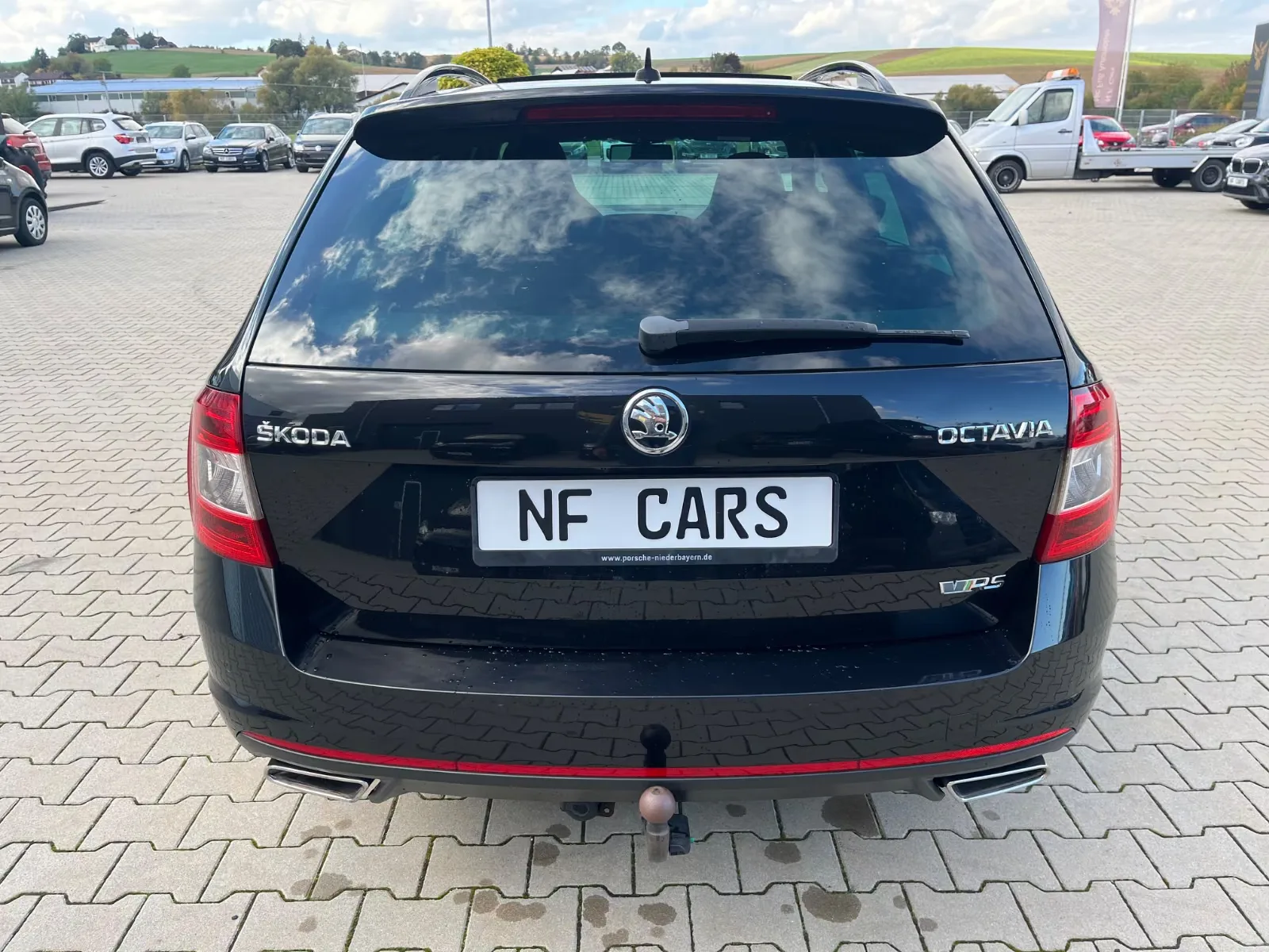 SKODA OCTAVIA COMBI RS 2.0 TDI 184ch DSG - TOIT PANORAMIQUE - ATTELAGE AMOVIBLE - GPS COLUMBUS - JANTES 19" - SIÈGES CHAUFFANTS
