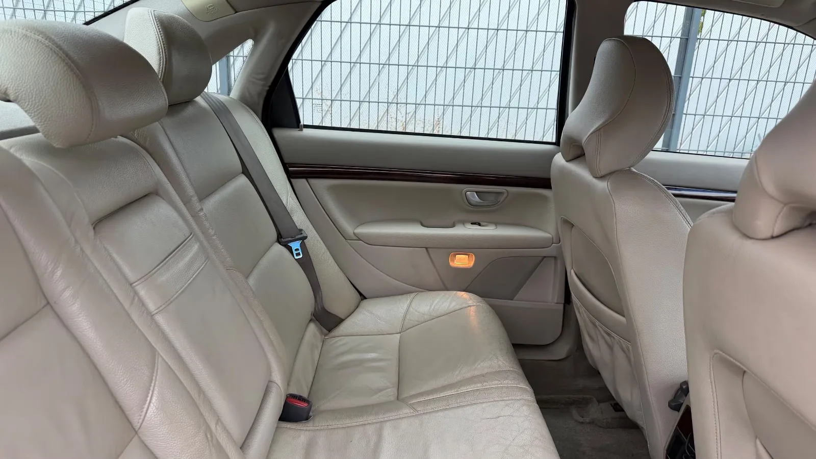 VOLVO S80 - 2.9l - 196 CV - EXECUTIVE - BVA