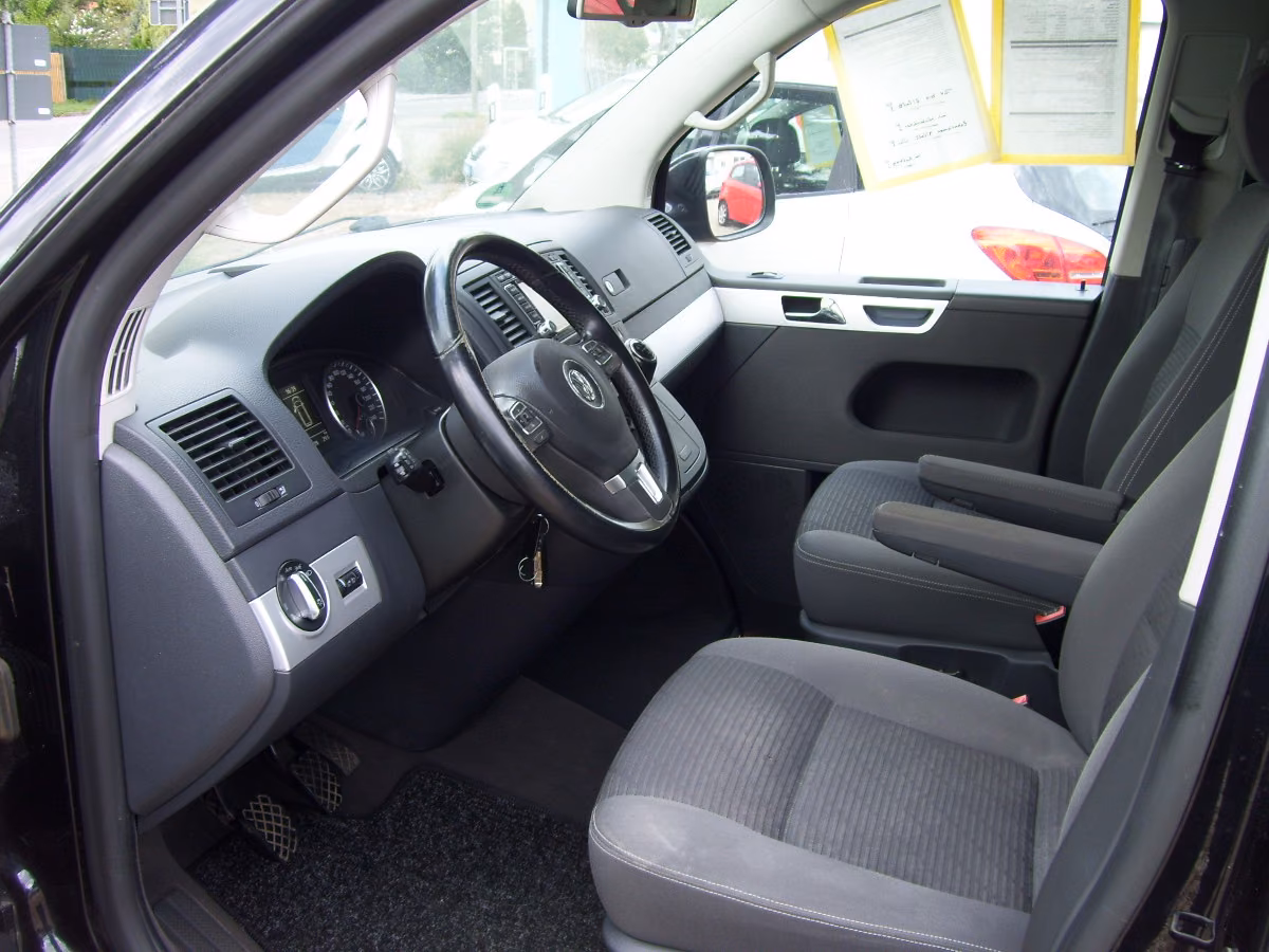 VOLKSWAGEN T5 MULTIVAN COMFORTLINE +GPS | 179 ch | BVM |