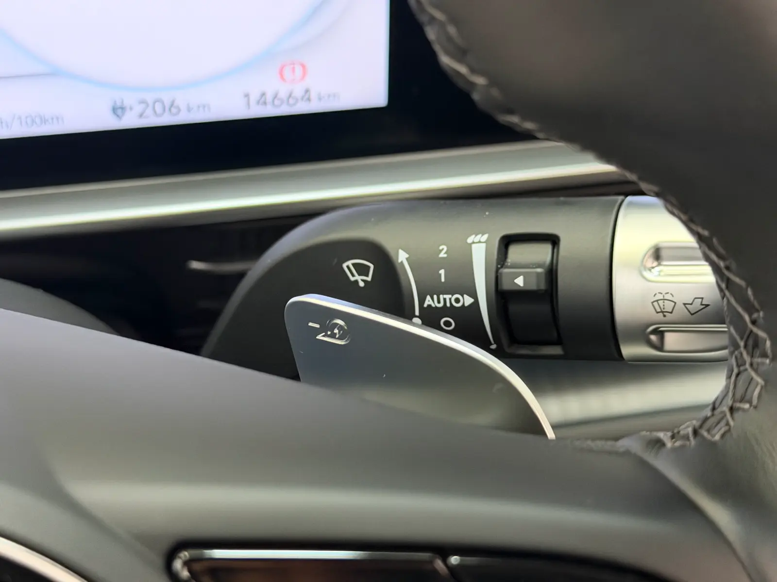 HYUNDAI IONIQ - 6 - 77,4KWH - 325 CV - 4WD - TOIT OUVRANT