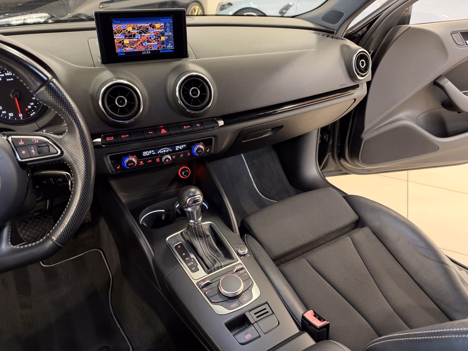 AUDI A3 - S LINE - 179 CV - BVA