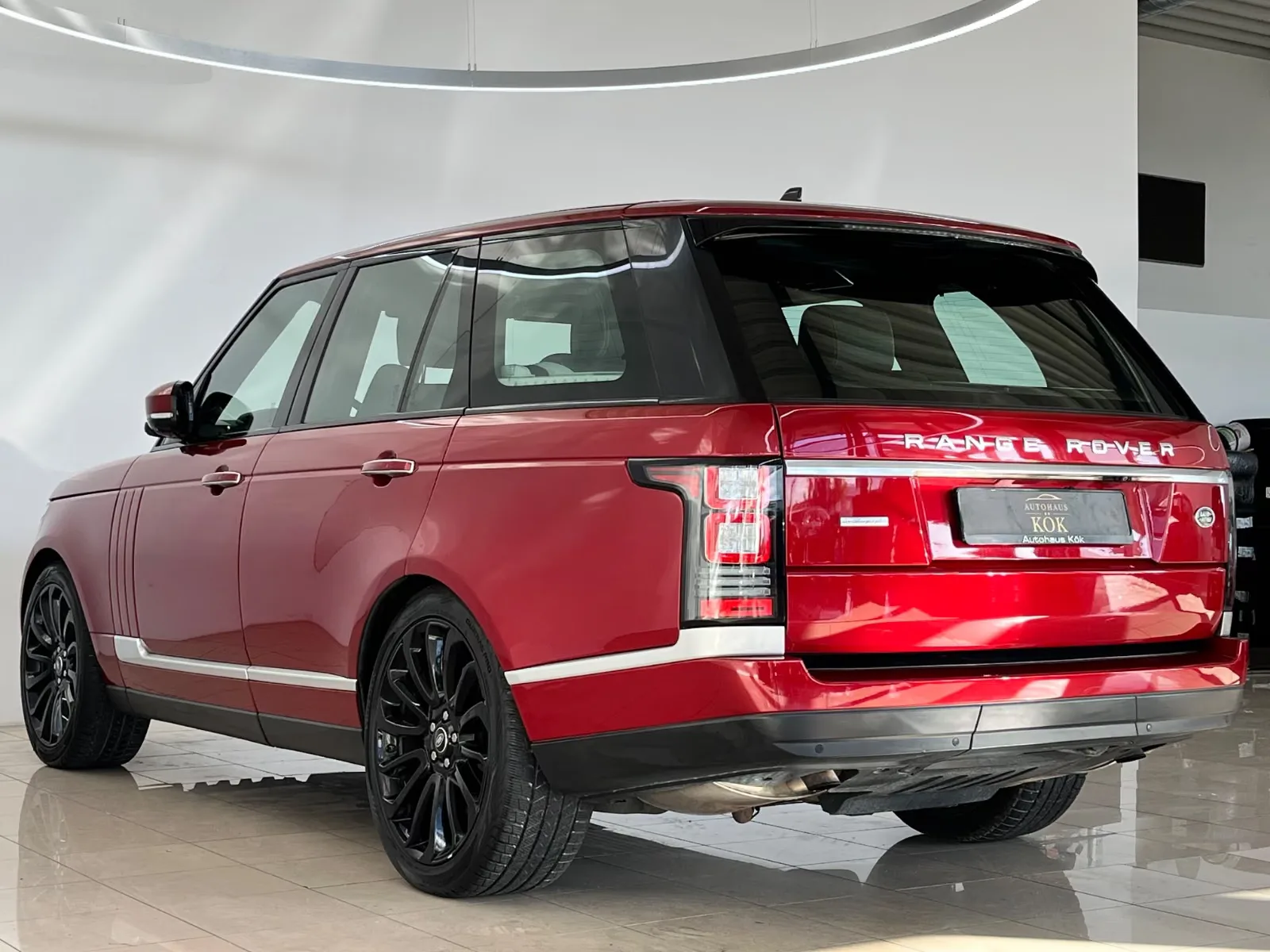 Land Rover Range Rover 5.0 V8 Autobiography | 510 ch | BVA | Toit panoramique | Meridian | Caméra 360 | Attelage | Sièges ventilés