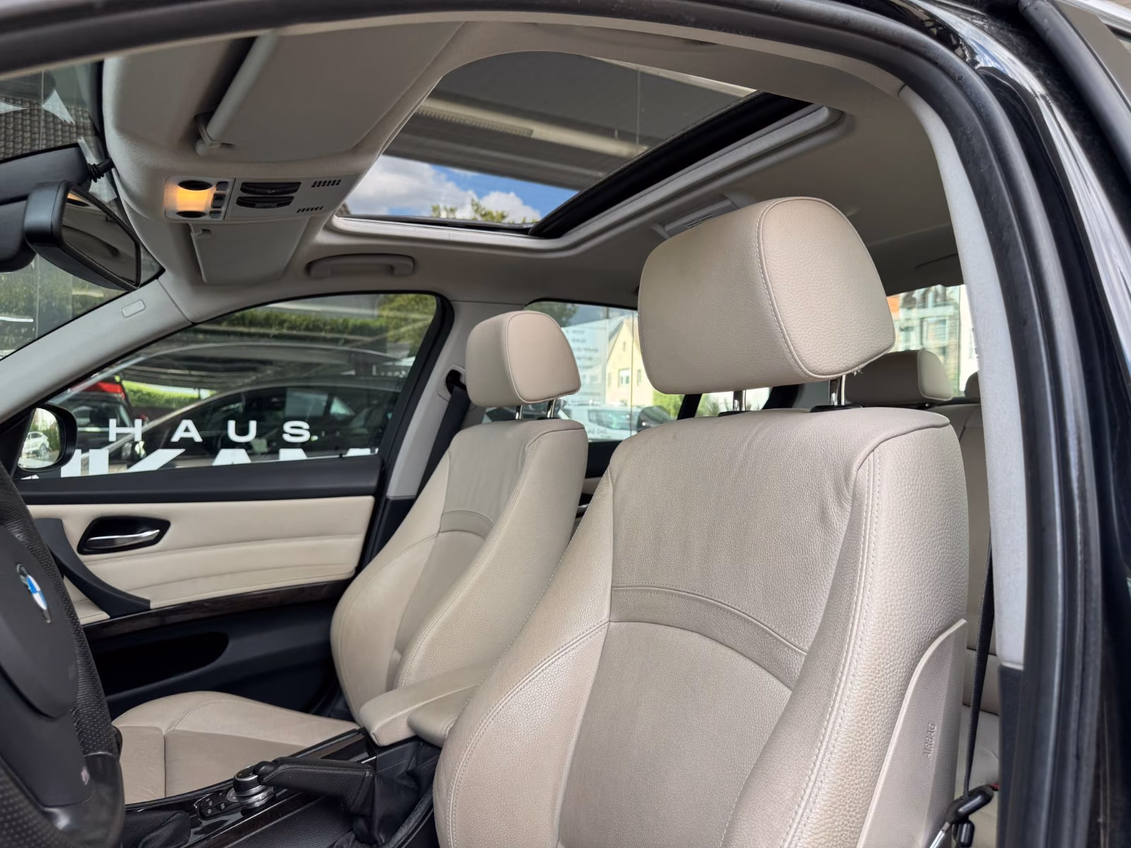 BMW 330i XDRIVE 272CH