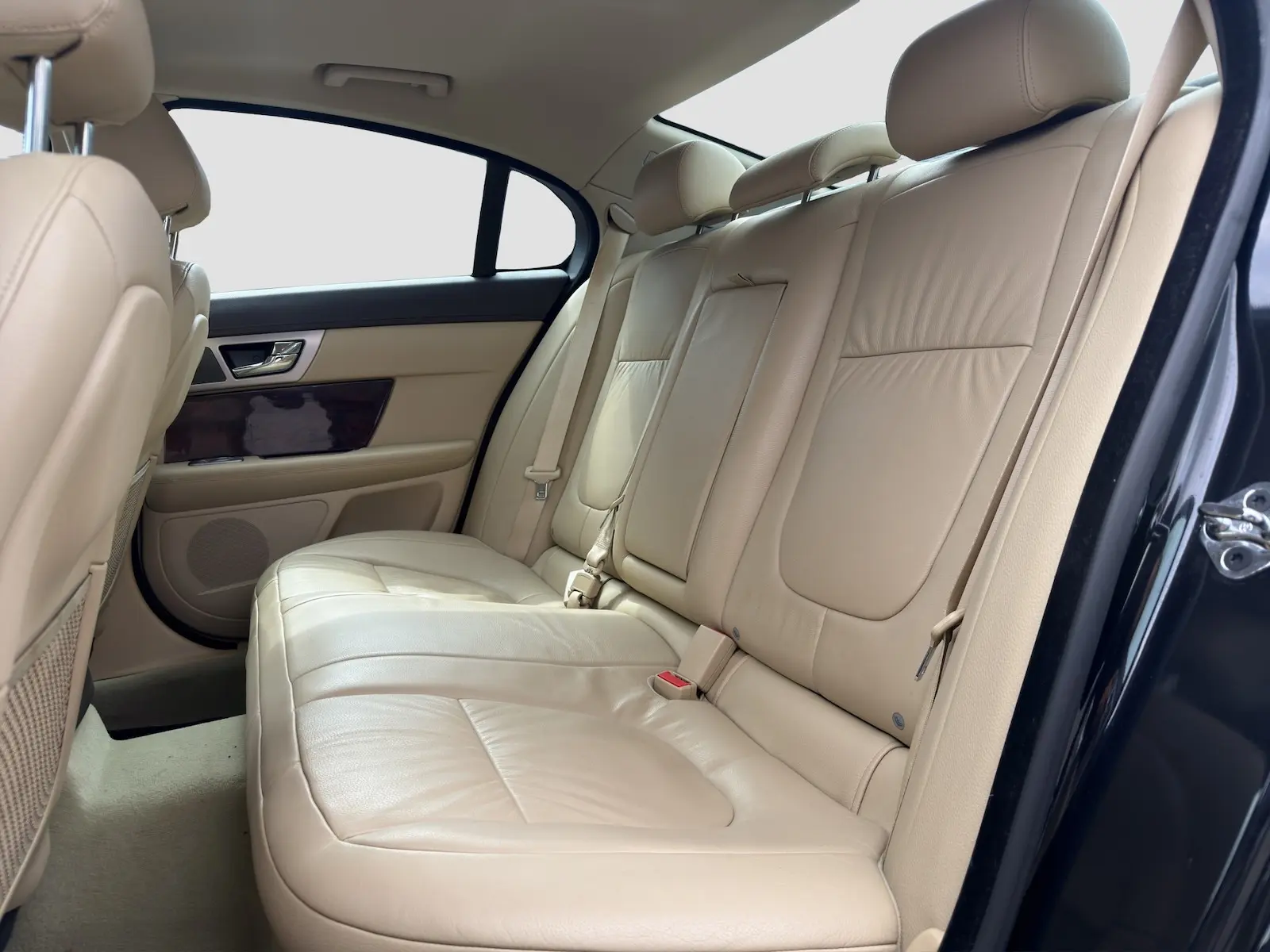 JAGUAR XF - 3.0 V6 DIESEL S - LUXE - CUIR - 275 CV
