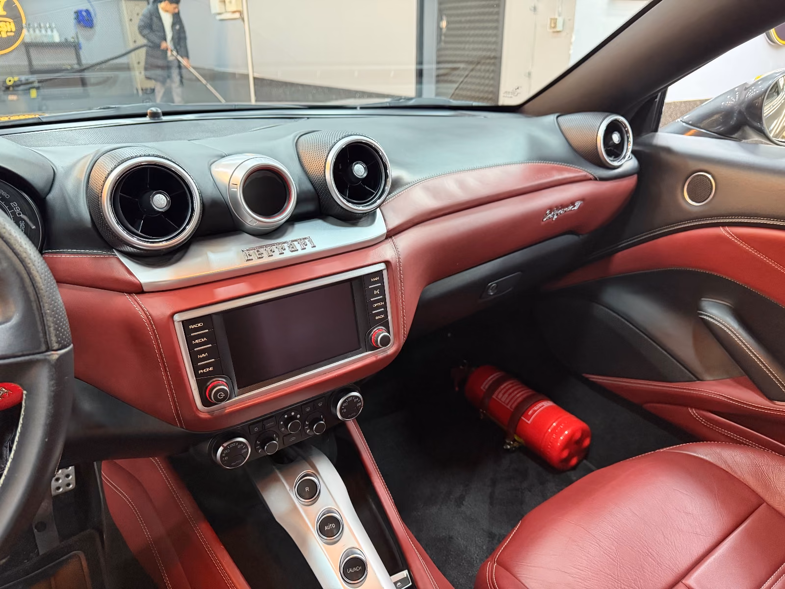 FERRARI CALIFORNIA 3.9 V8 T