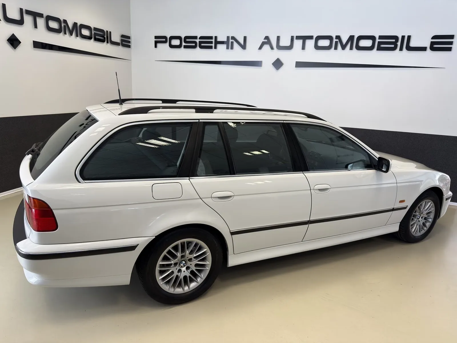BMW 540 i TOURING 4.4 286 ch BVA - ATTELAGE - 255000 km
