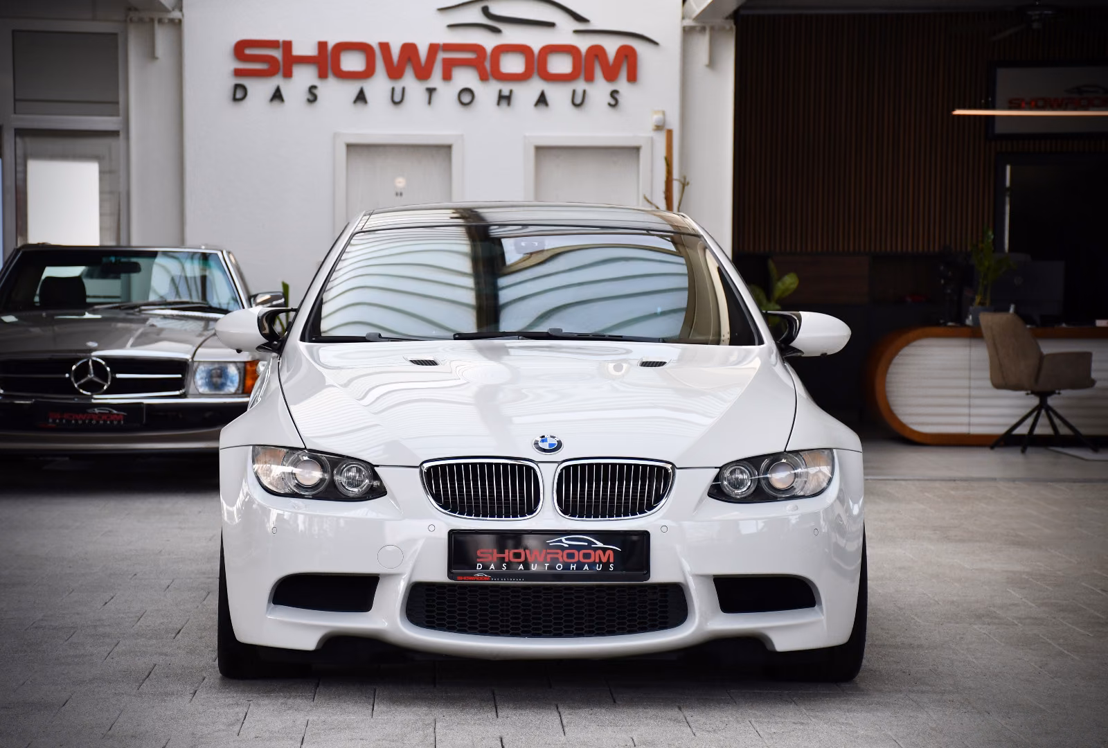 BMW M3 E92 V8 4.0 420 ch • Boîte manuelle • 79 800 km • Toit carbone • EDC • Cuir/Alcantara • GPS Pro