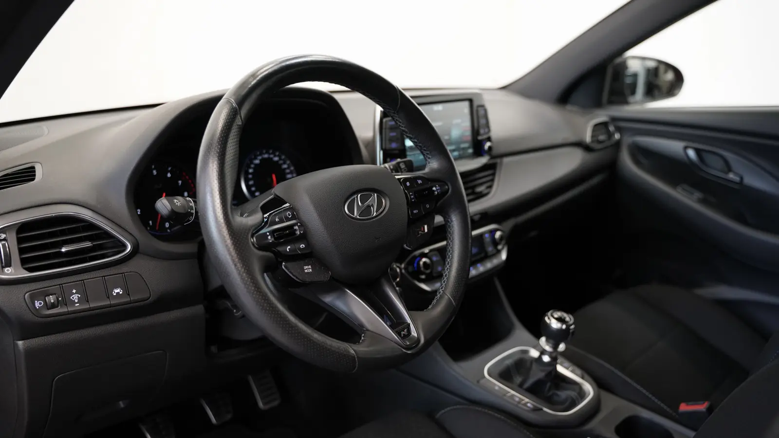 HYUNDAI I30N - ROUGE - 250 CV - BVM