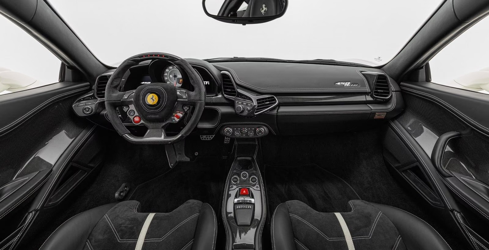Ferrari 458 Italia V8 570 ch • Boîte F1 DCT • Baquets carbone • Pack Carbone • 48 000 km • Bianco Avus
