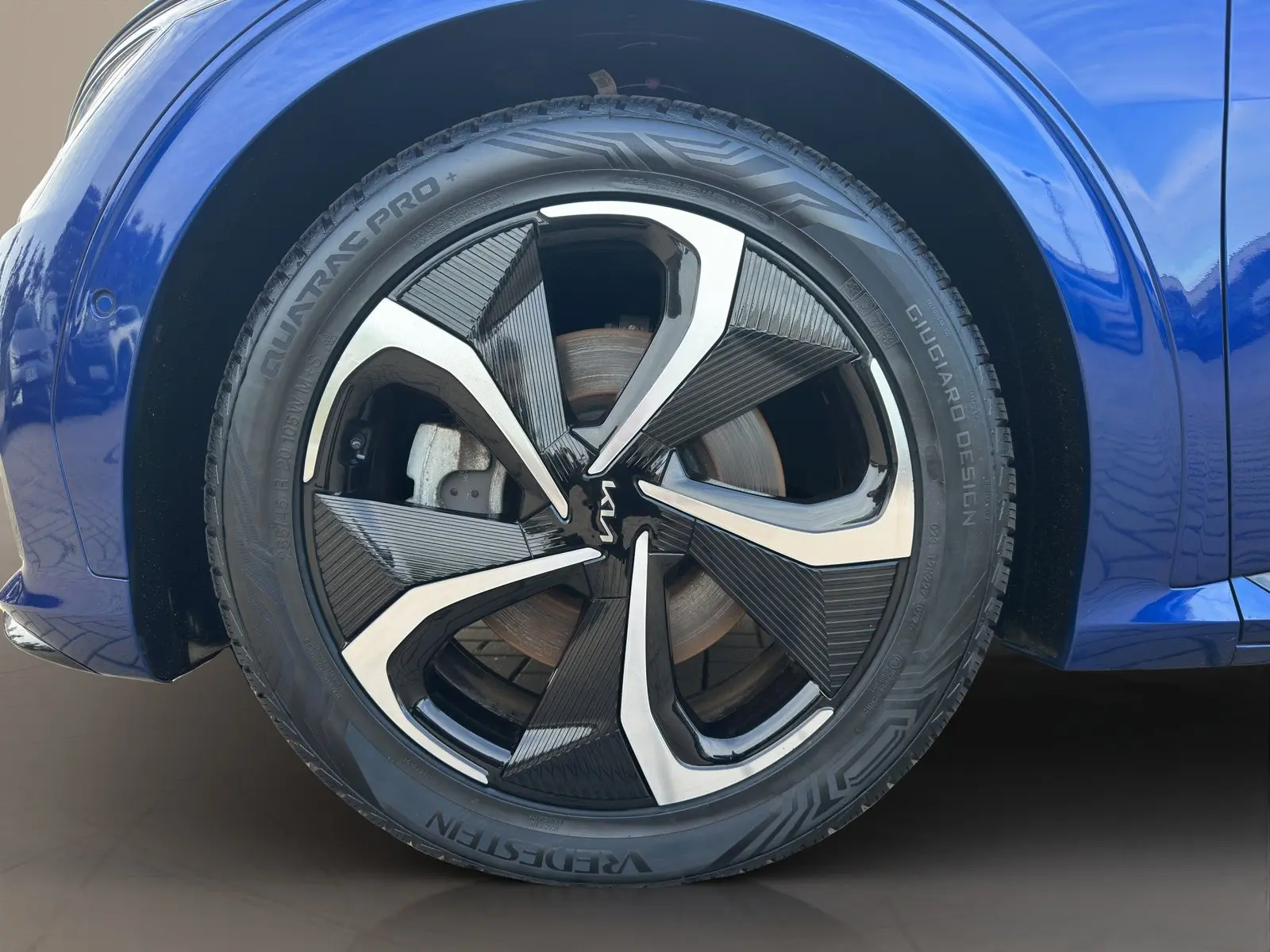 KIA EV6 - 77,4 KW - 325 CV - GT LINE  - 4WD - HAYON ÉLECTRIQUE