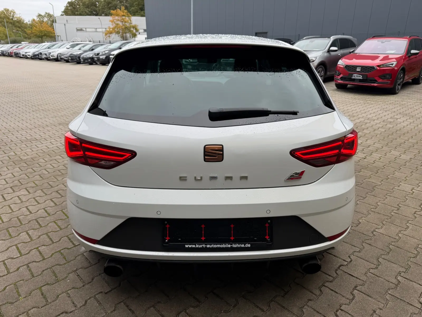 SEAT LEON CUPRA - 300 CV - ALCANTARA - BVA - ÉCHAPPEMENT SPORT