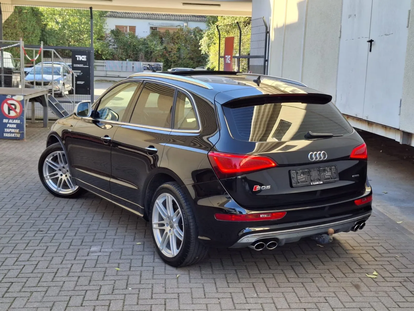Audi SQ5 3.0 TDI competition quattro | 326 ch | BVA | Toit panoramique | Cuir | Régulateur adaptatif | GPS | Attelage
