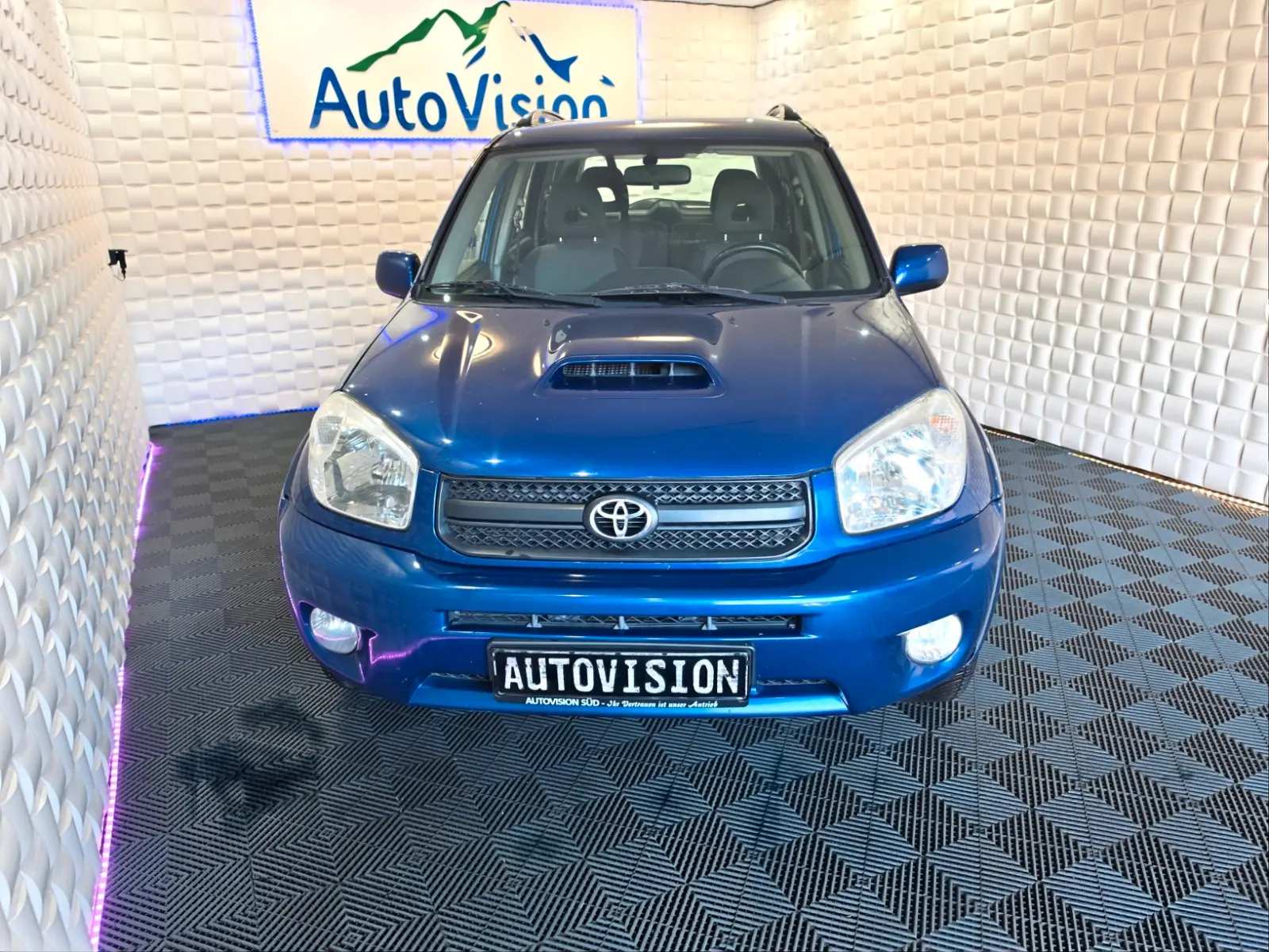 Toyota RAV4 2.0 D-4D 116 ch 4x4 Sol • 5 portes • Clim auto • Sièges chauffants • Attelage