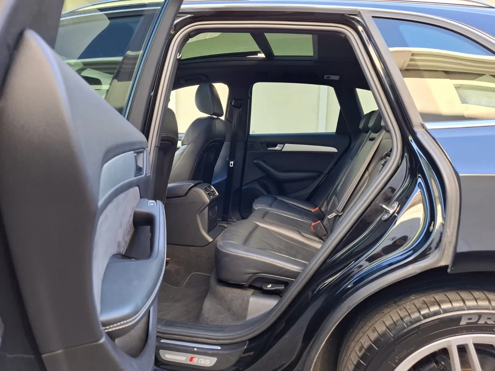 Audi SQ5 3.0 TDI competition quattro | 326 ch | BVA | Toit panoramique | Cuir | Régulateur adaptatif | GPS | Attelage