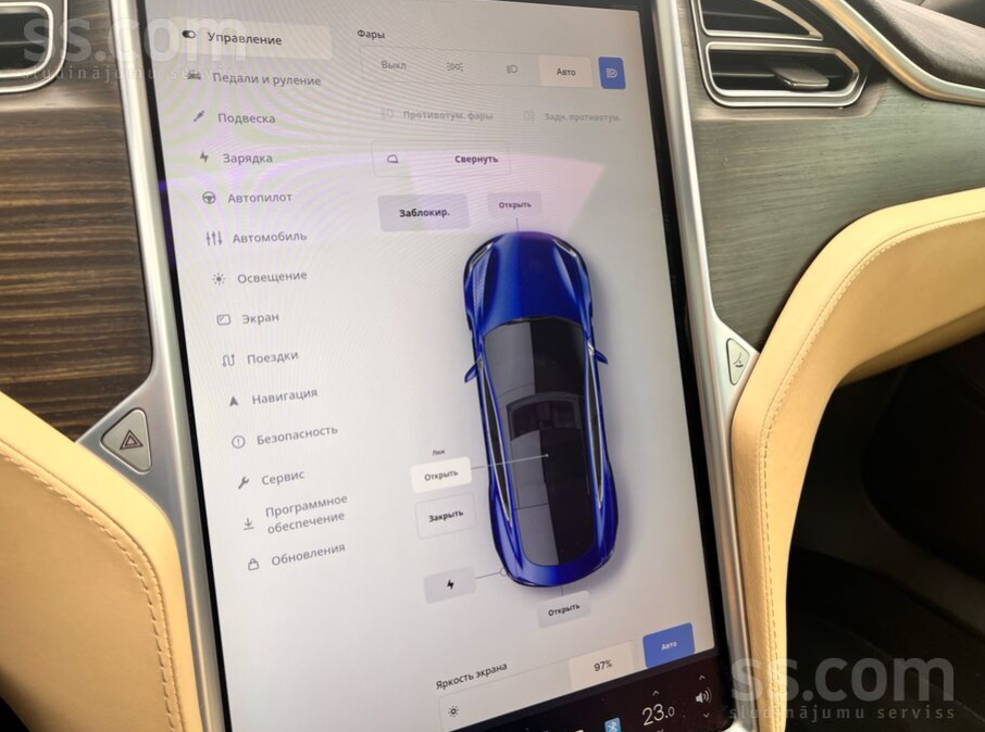 Tesla Model 75D 332ch 4x4 - Toit ouvrant panoramique - Autopilot - Suspension pneumatique - Régulateur adaptatif