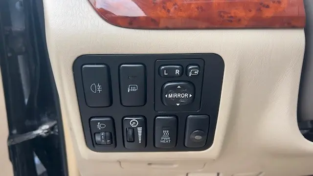 Toyota Land Cruiser 3.0 D-4D 173 ch Executive • 8 places • Boîte auto • Cuir beige • GPS • Toit ouvrant