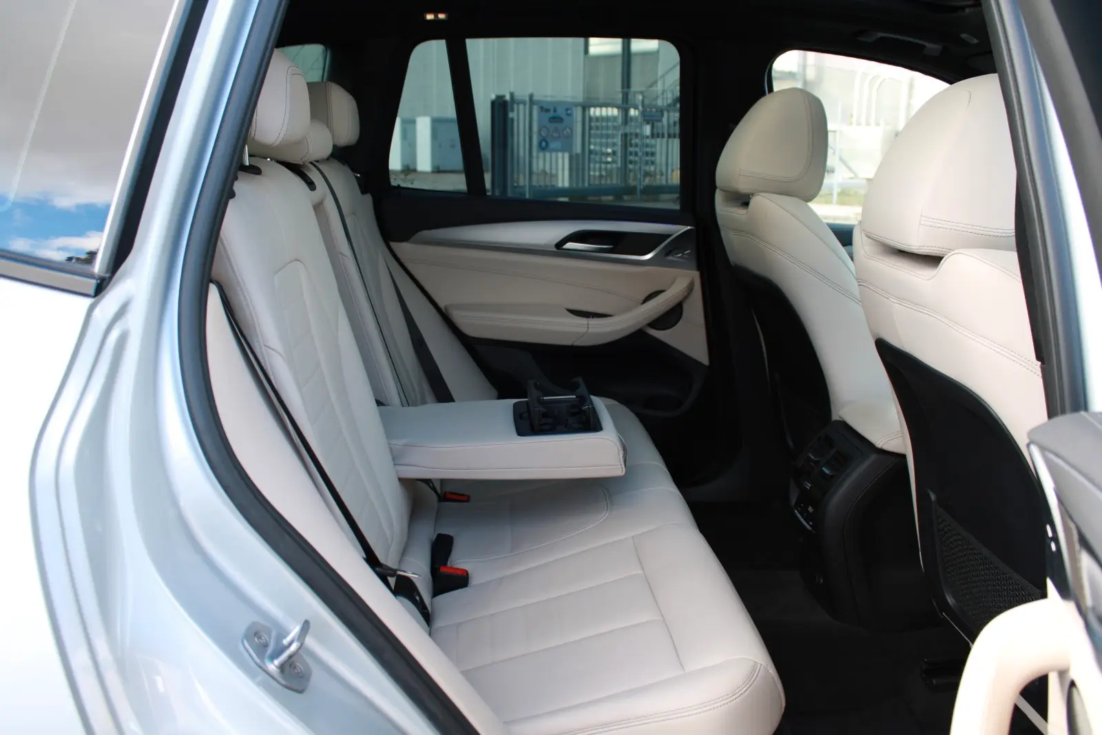 BMW X3 M40d | 326 ch | BVA | Toit panoramique | Cuir beige | Affichage tête haute | Caméra | Attelage