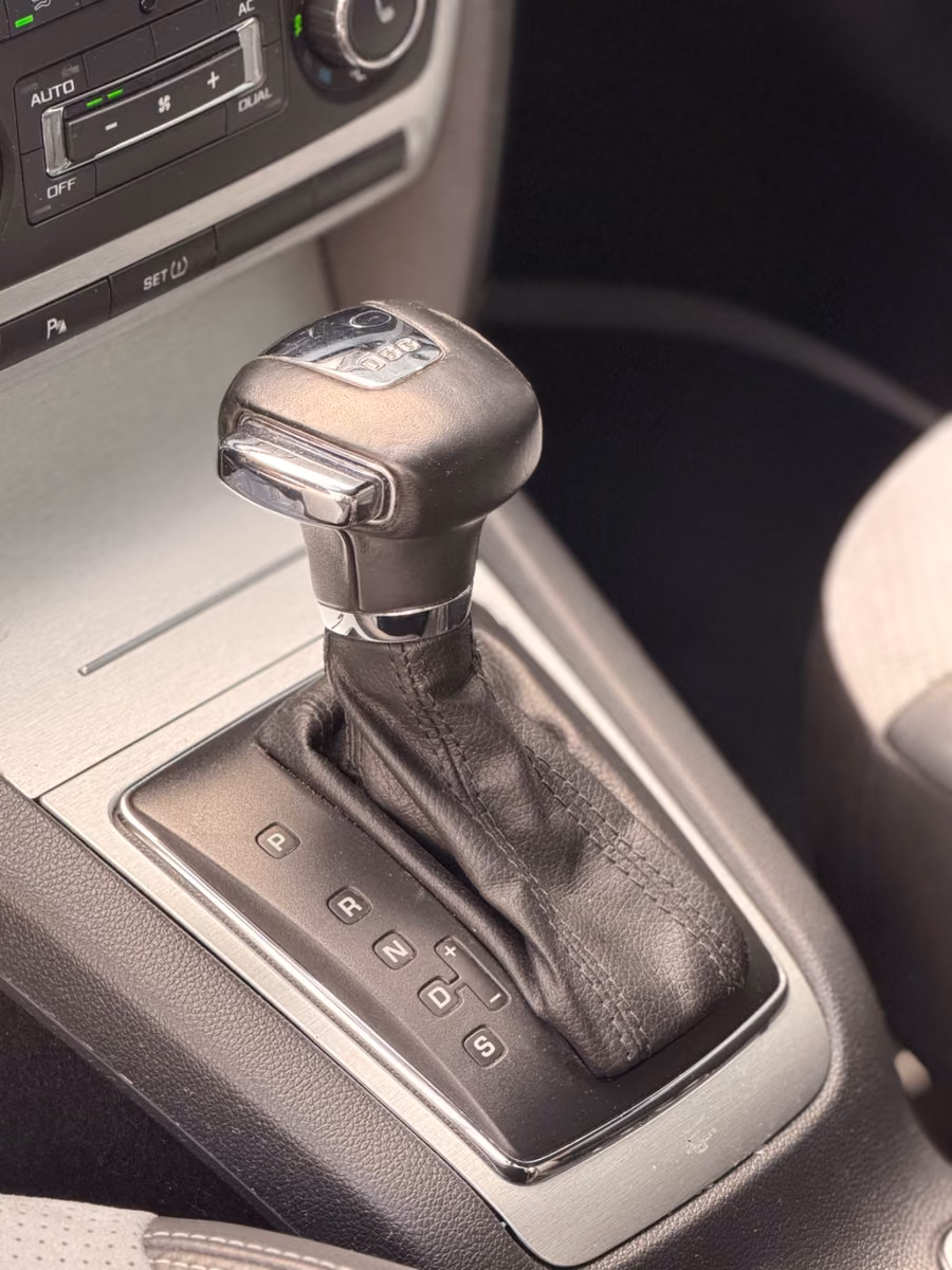 Skoda Octavia RS 2.0 200ch BVA - 2 ème main - Carnet entretien - Régulateur - Sièges sport - Climatisation